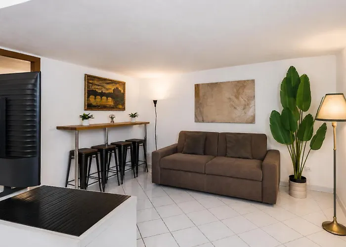Trastevere Heart Loft - A Few Steps From Historic Centre